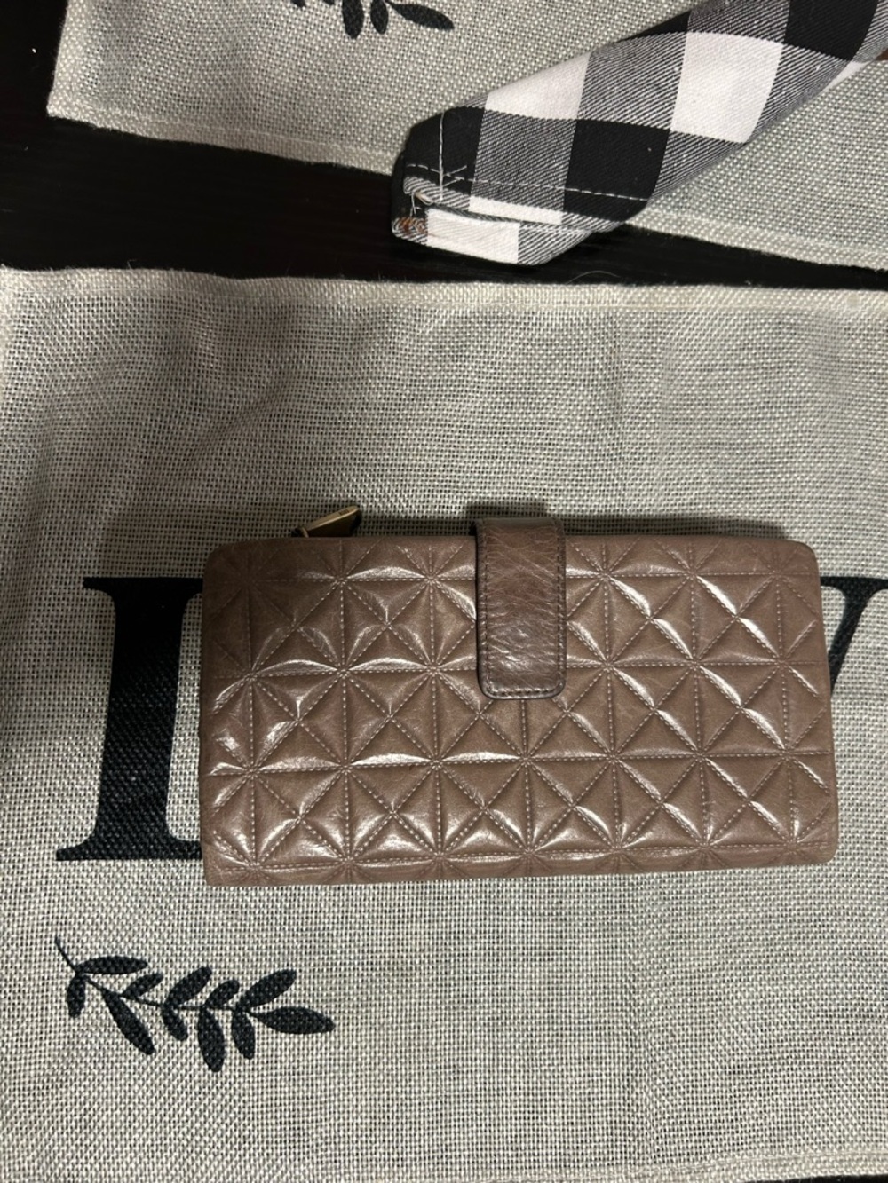 HOBO Taupe Leather Crossbody with Matching Taupe Wallet - Picture 11 of 16